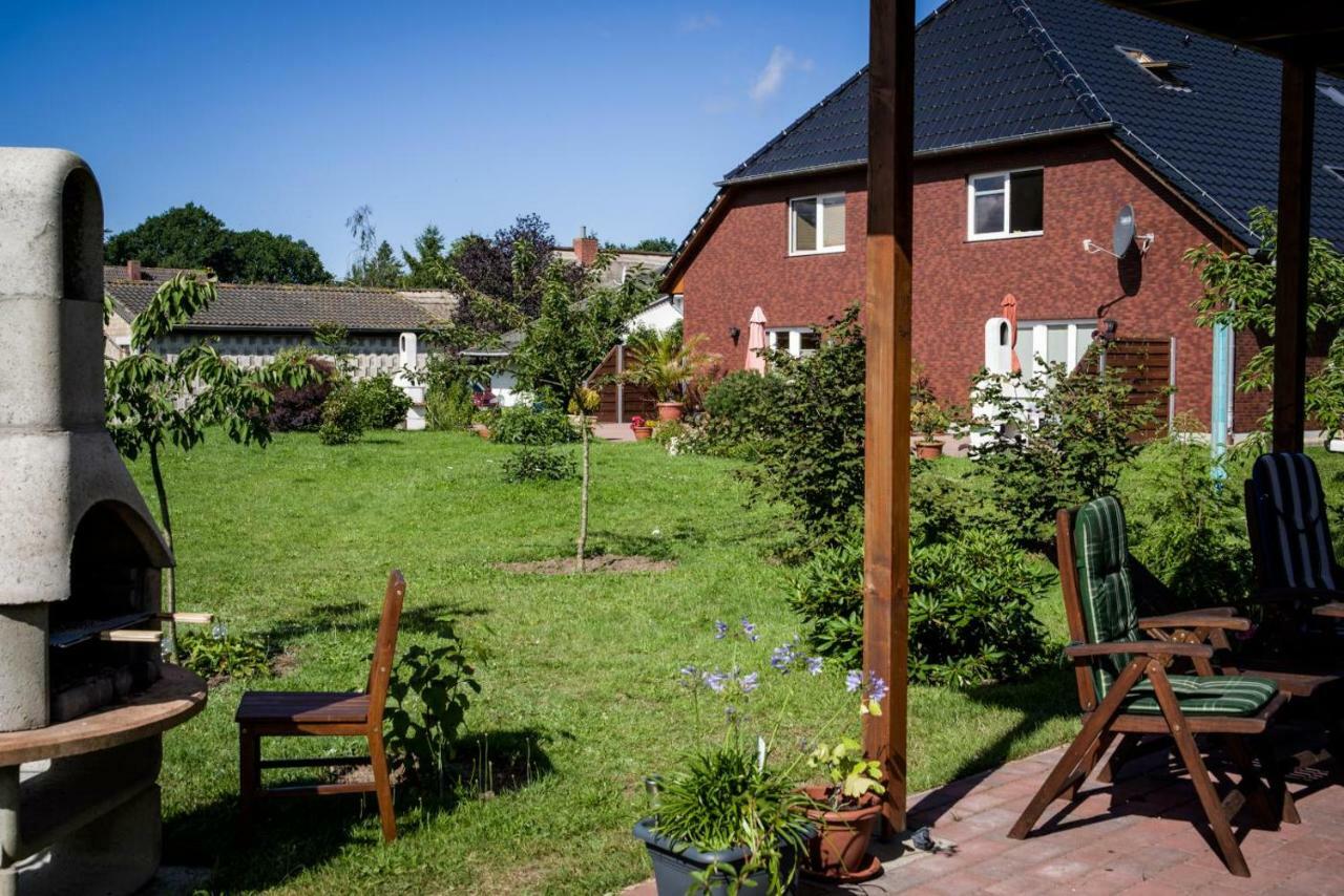 Ferienwohnung Bella Fuhlendorf (Mecklenburg-Vorpommern) Exterior foto